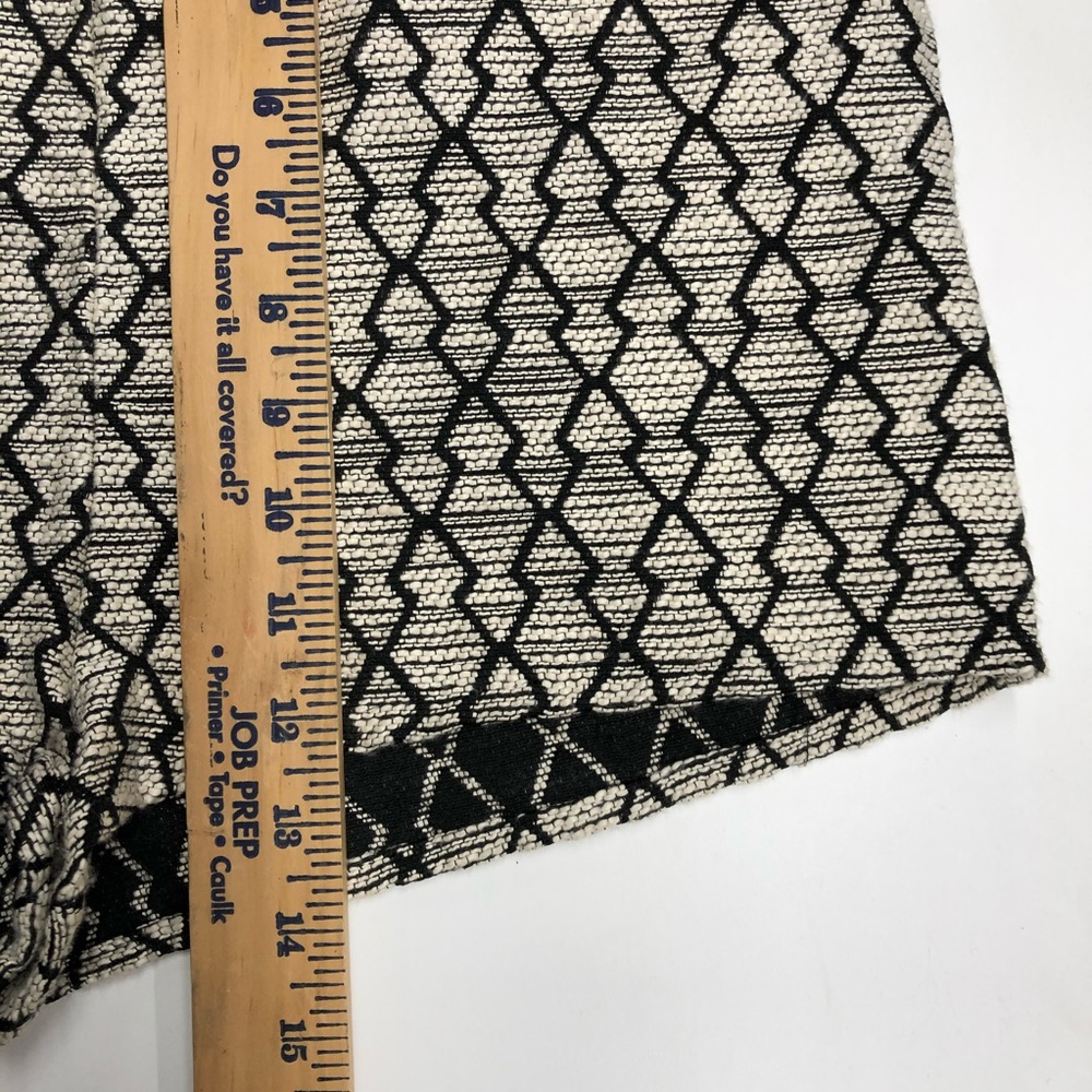 Lucia Couture high waisted shorts (6) - Picture 5 of 5